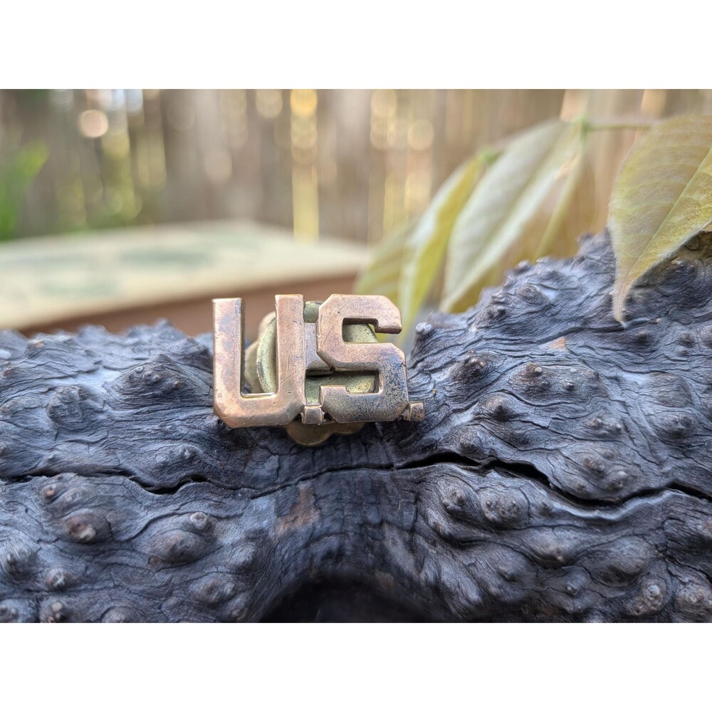 Vintage U.S. Army Collar Pin, Military Collectables